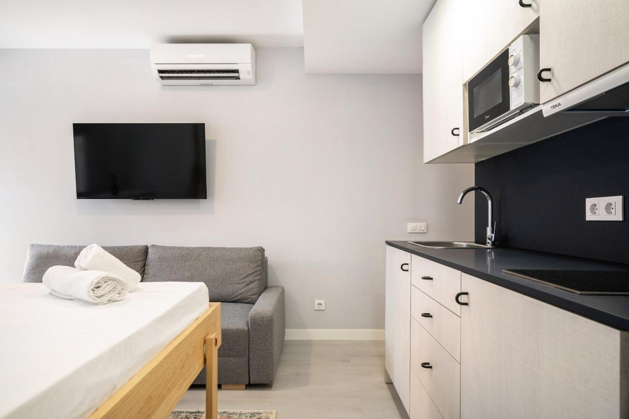 Madriver Apartamentos Reformados Con Parking Gratuito Extérieur photo